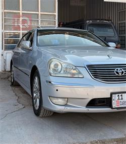 تۆیۆتا کراون